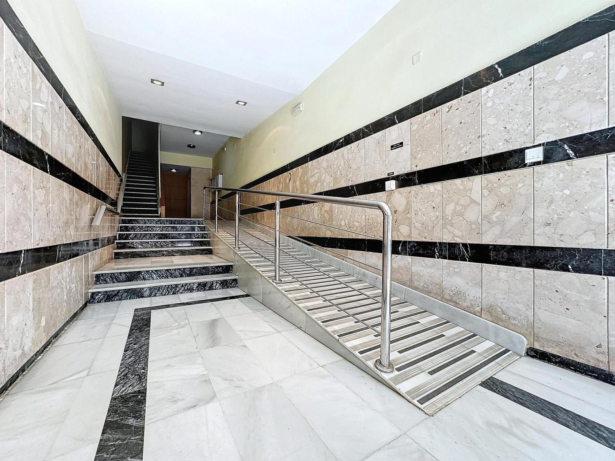 4 Parking Incluido Almería