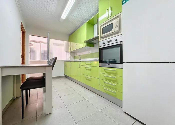 Apartamento 4 Dormitorios Parking Incluido